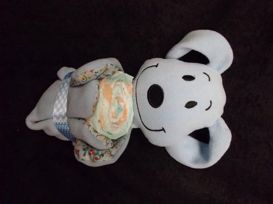 Pampertaart / Luiertaart Hond  blauw knuffeldoekje + pampers