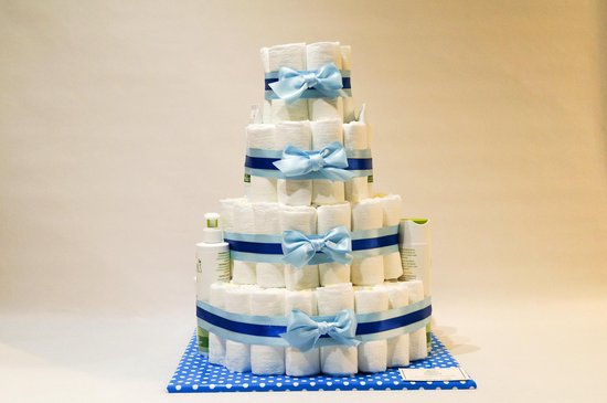 Luiertaart - Pampertaart Jongen 4 Laags Zwitsal Naturals - 100 Pampers - Blauw