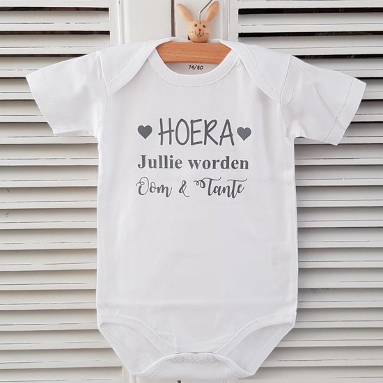 Baby Rompertje tekst hoera jullie worden oom en tante | korte  mouw | wit zwart | maat 50/56 cadeautje zwangerschaps aankondiging hoera jullie worden weer zwangerschap aankondiging