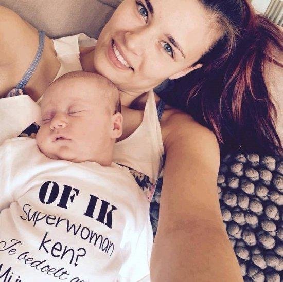 Rompertje Of ik superwoman ken? Je bedoelt gewoon mijn mama! | Lange mouw | wit | maat 50/56 | cadeau zwangerschap aankondiging mama’s liefste knuffel worden voor verjaardag of eerste Moederdag cadeautje baby kind liefste jongen meisje unisex