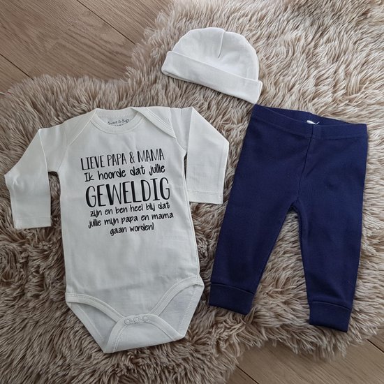 Baby rompertje, muts en broekje met tekst Lieve papa en Mama Ik hoorde dat je geweldig bent en ben heel blij dat jij mijn gaat worden! ... ontmoeten! aankondiging bekendmaking zwangerschap cadeau voor liefste aanstaande opa oma oom tante
