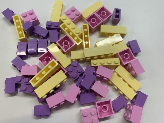 Mix Lego Bricks 300 blokken -  1 x 2 medium lavender, 2 x 2 bright pink, 1 x 4 bright light yellow