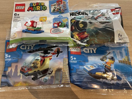Set van 4 verschillende Lego Polybags - Super Mario 30385 - Hidden Side 30464 - City 30566 -City 30567- Verjaardag - uitdeelcadeautje